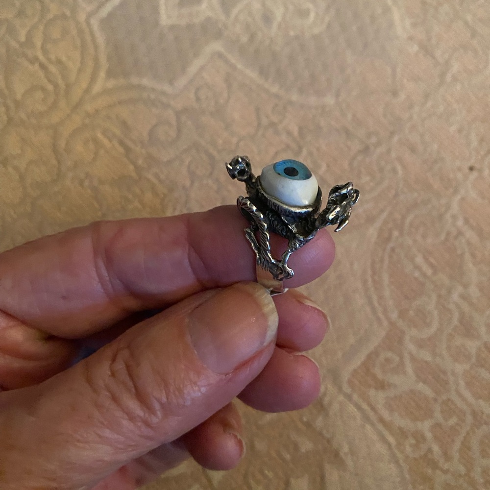 Ring - Picture 2 of 3